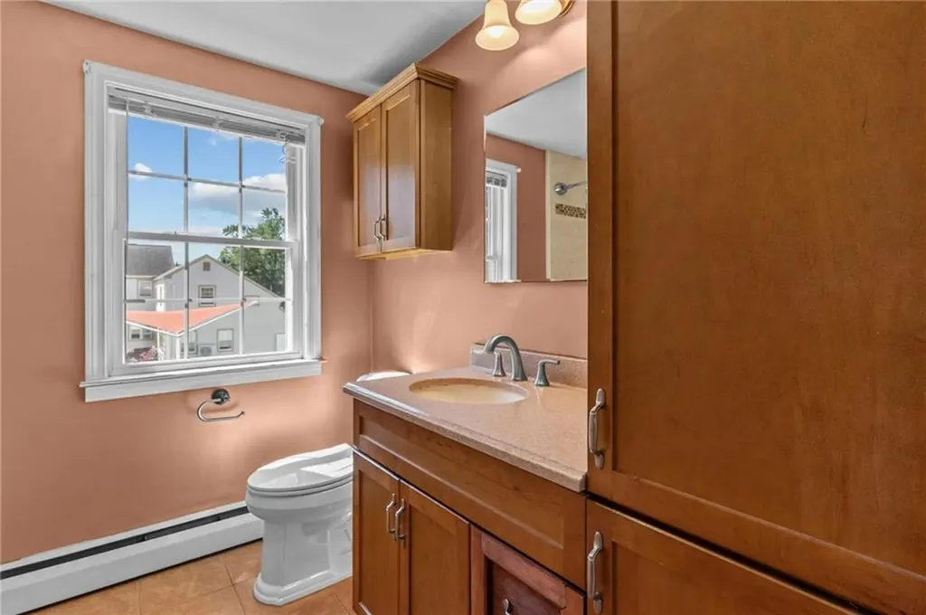 72 Natick Avenue Warwick RI 02886