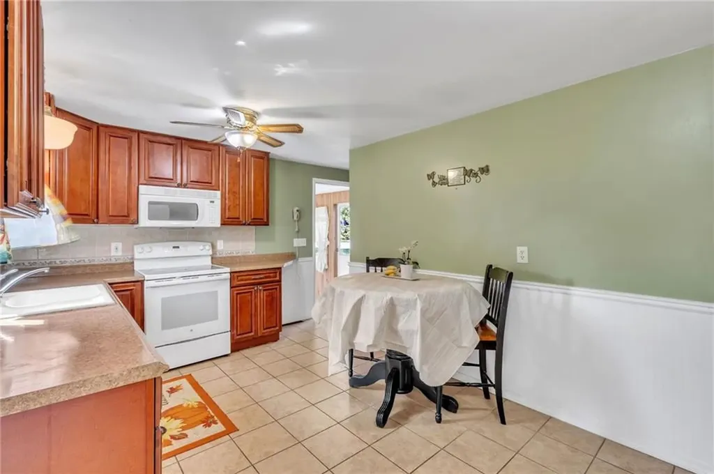 25 Raymond Drive Cumberland RI 02864
