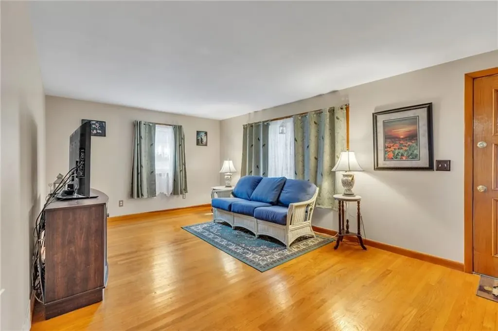 25 Raymond Drive Cumberland RI 02864