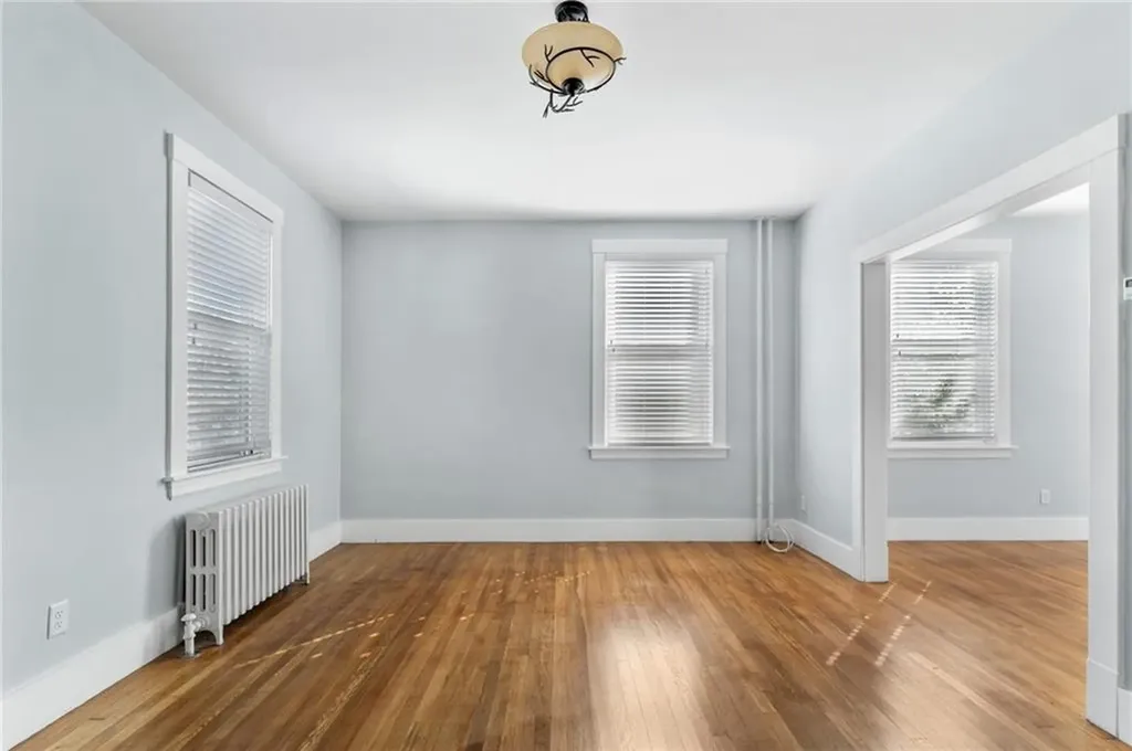 27 Champlin Street Newport RI 02840