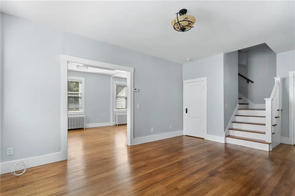 27 Champlin Street Newport RI 02840