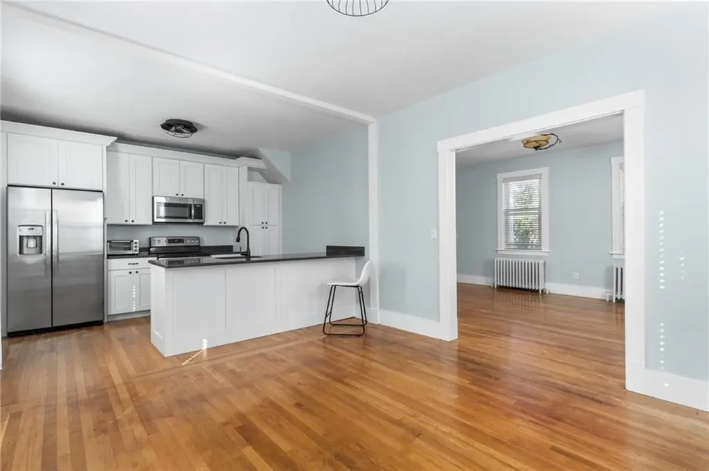 27 Champlin Street Newport RI 02840