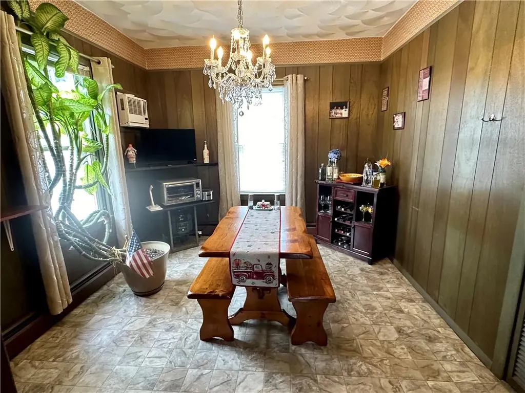 146 Andrews Avenue West Warwick RI 02893