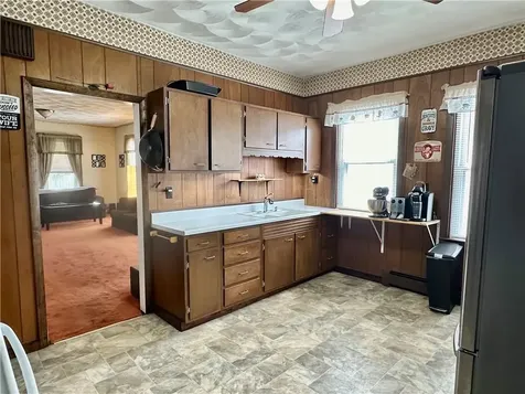 146 Andrews Avenue West Warwick RI 02893