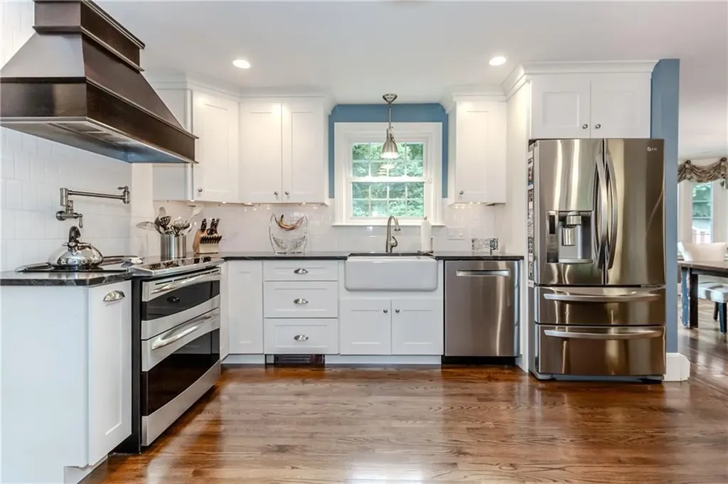 14 Hillsdale Drive Cranston RI 02920
