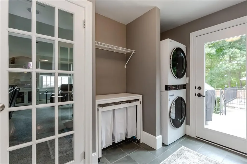 14 Hillsdale Drive Cranston RI 02920