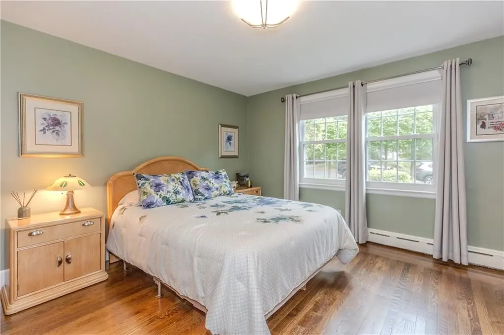 14 Hillsdale Drive Cranston RI 02920