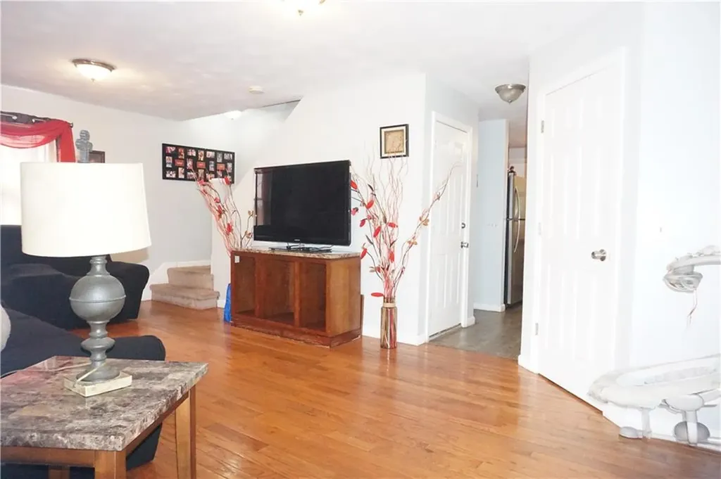 116 Allston Street Providence RI 02908