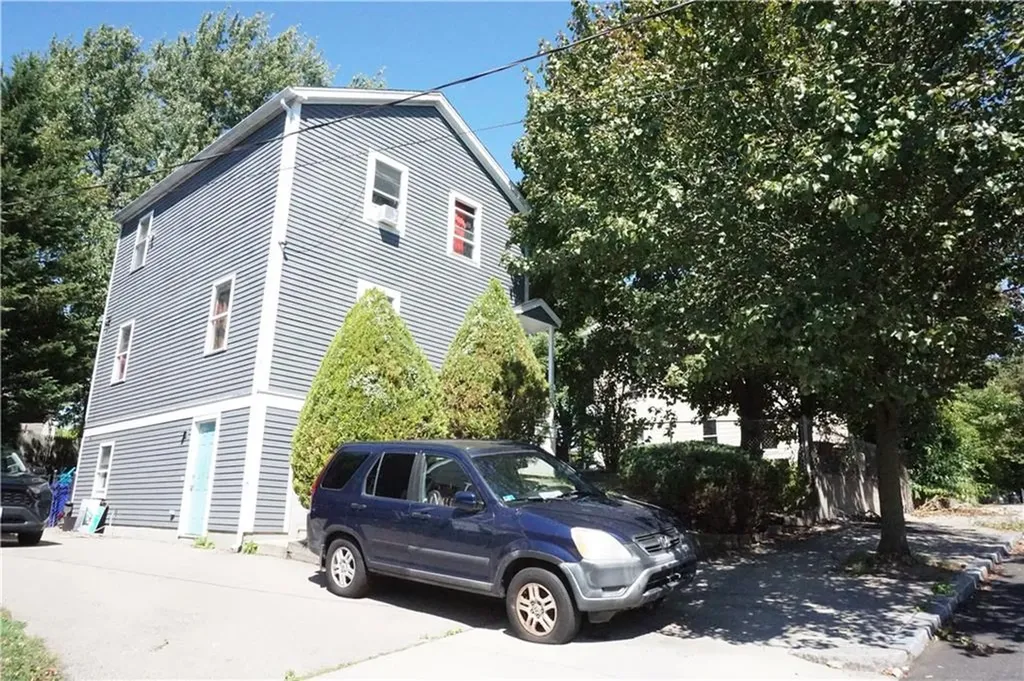 116 Allston Street Providence RI 02908