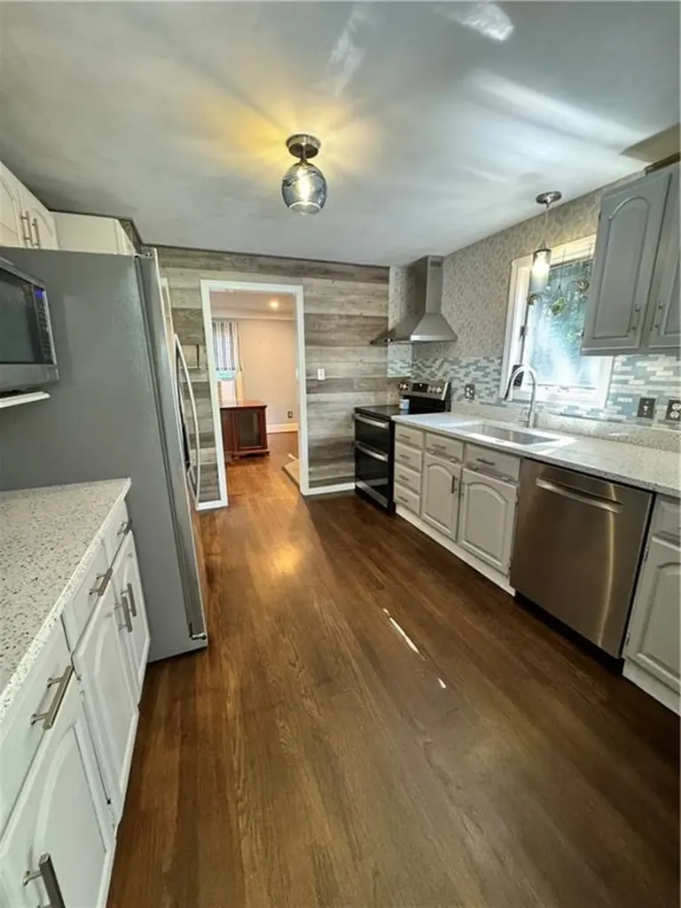 3370 Diamond Hill Road Cumberland RI 02864