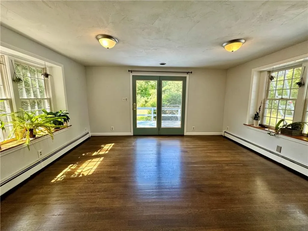 3370 Diamond Hill Road Cumberland RI 02864