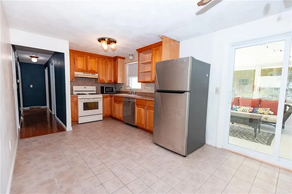 3 Black Walnut Drive Coventry RI 02816