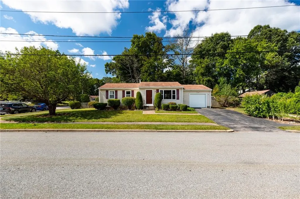 3 Black Walnut Drive Coventry RI 02816