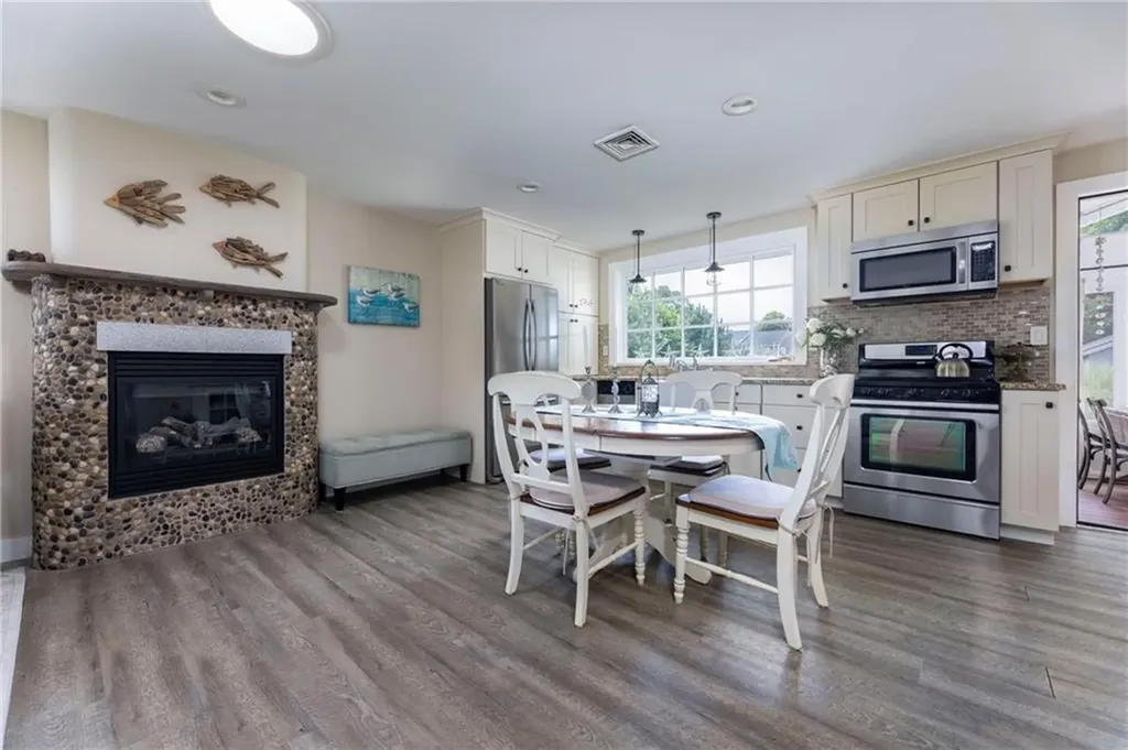 73 Upper Highland Road Charlestown RI 02813