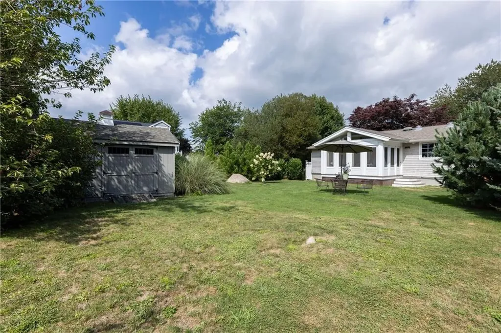 73 Upper Highland Road Charlestown RI 02813