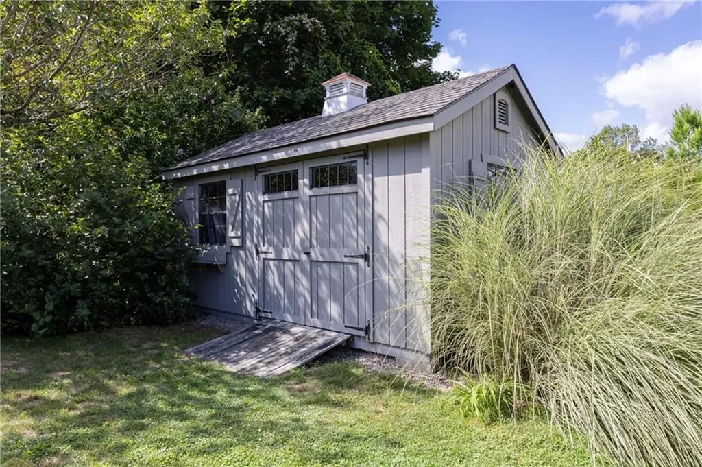 73 Upper Highland Road Charlestown RI 02813