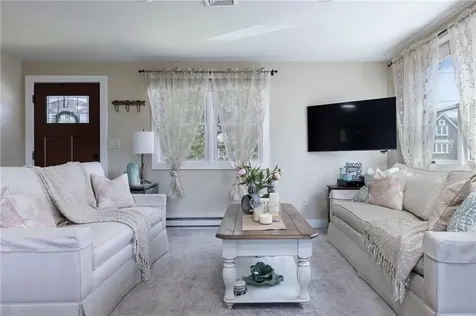 73 Upper Highland Road Charlestown RI 02813