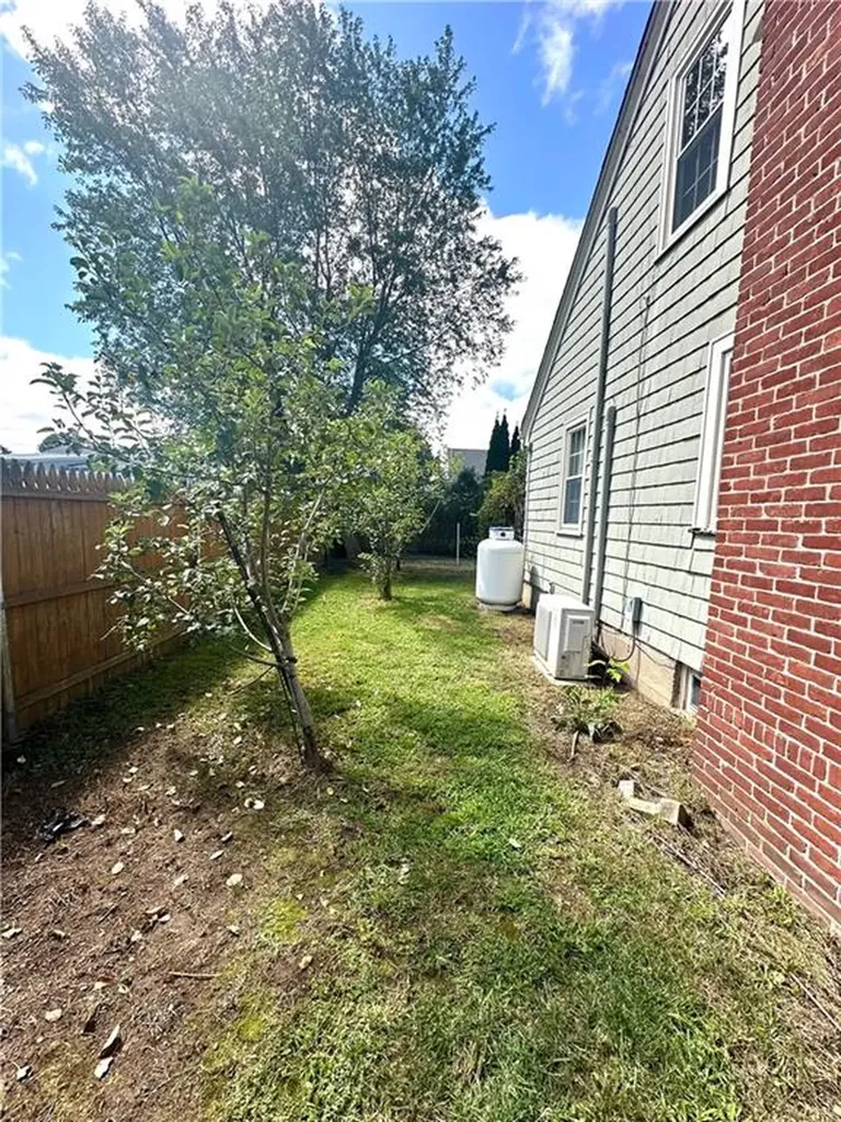 54 River Avenue West Warwick RI 02893