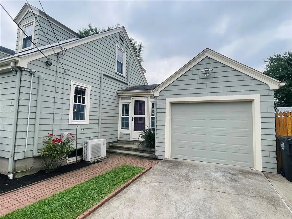 54 River Avenue West Warwick RI 02893