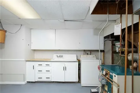 34 Sampson Avenue North Providence RI 02911