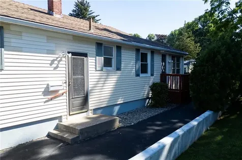 34 Sampson Avenue North Providence RI 02911