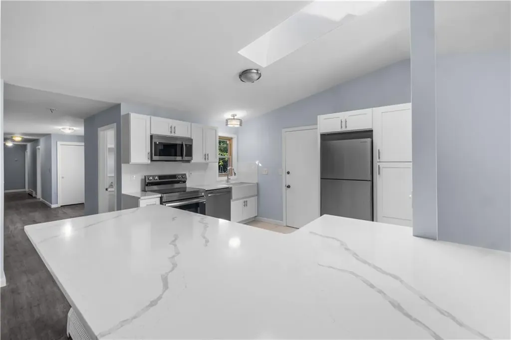 79 Roger Williams Court Portsmouth RI 02871