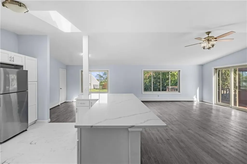 79 Roger Williams Court Portsmouth RI 02871