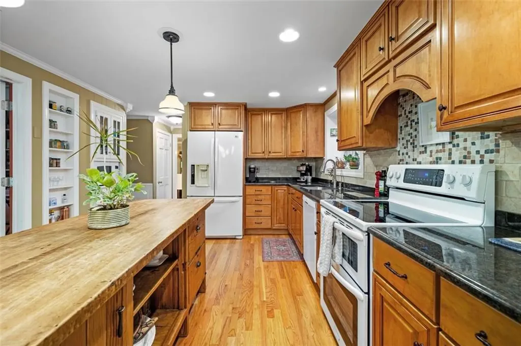 78 Newell Drive Cumberland RI 02864