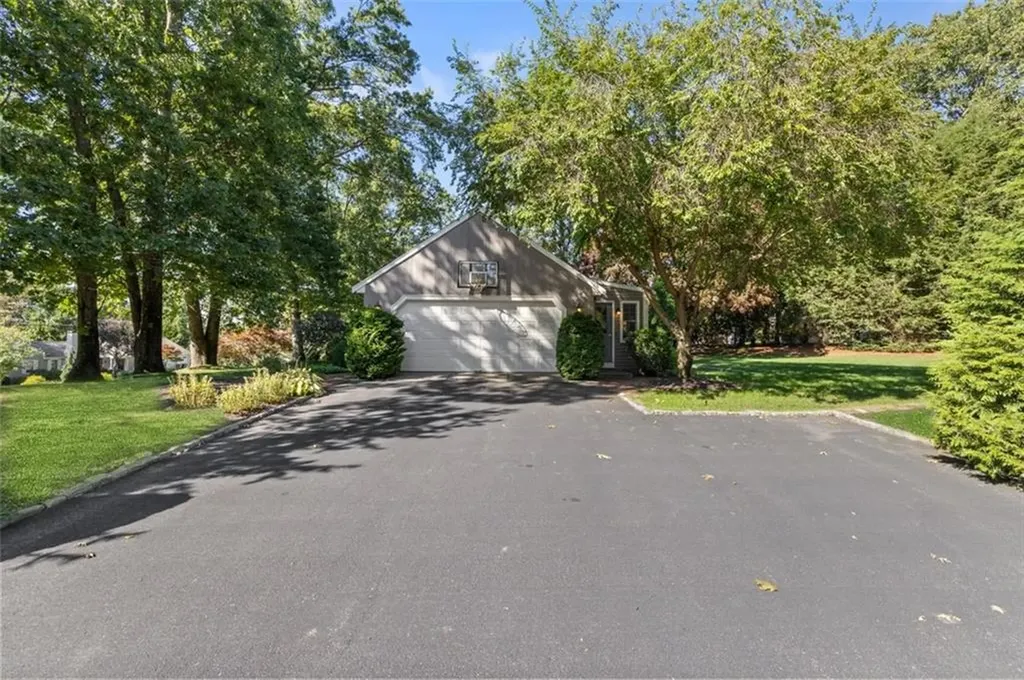 78 Newell Drive Cumberland RI 02864