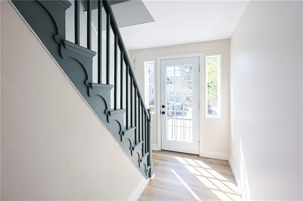 20 Wood Street Warren RI 02885