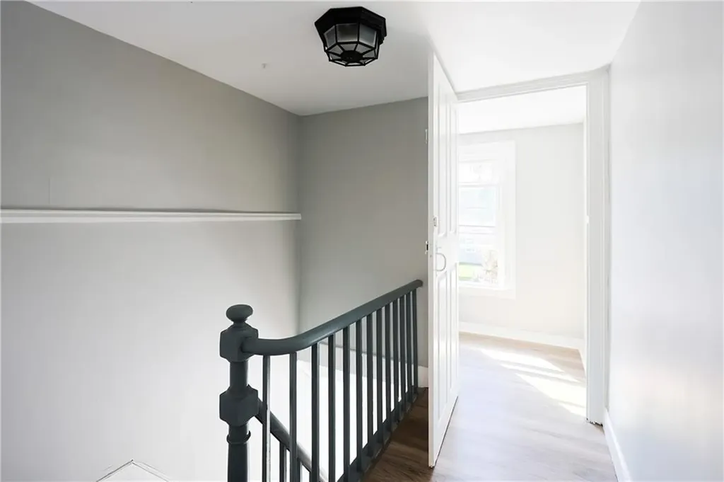 20 Wood Street Warren RI 02885