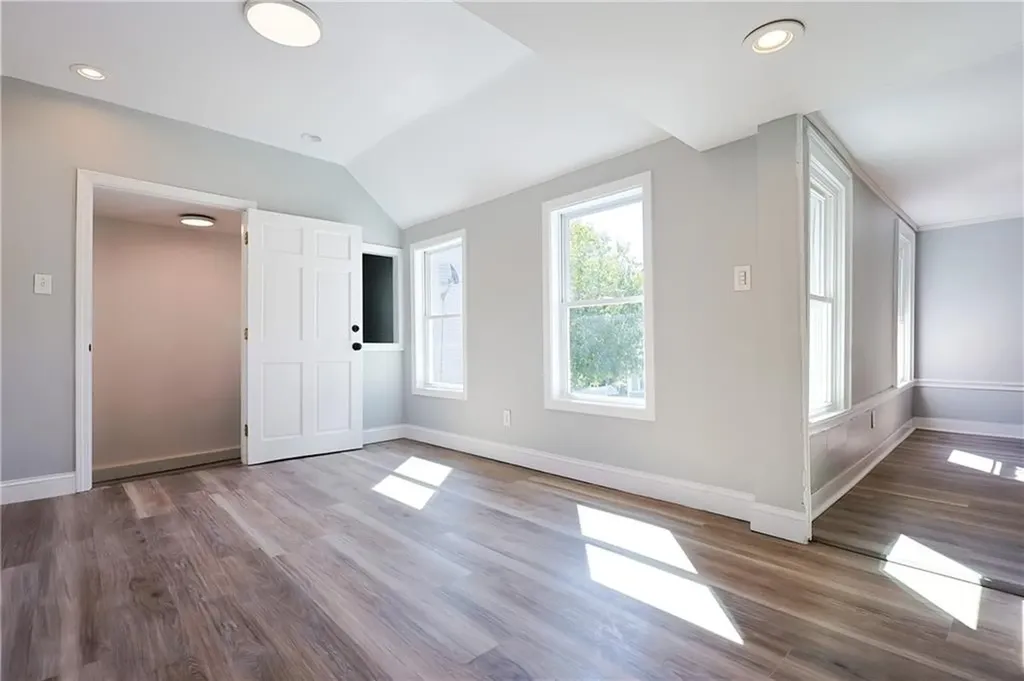 20 Wood Street Warren RI 02885