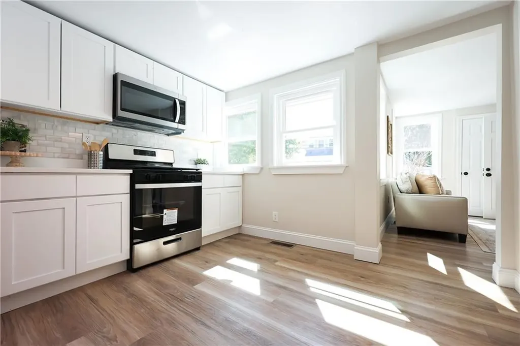 20 Wood Street Warren RI 02885