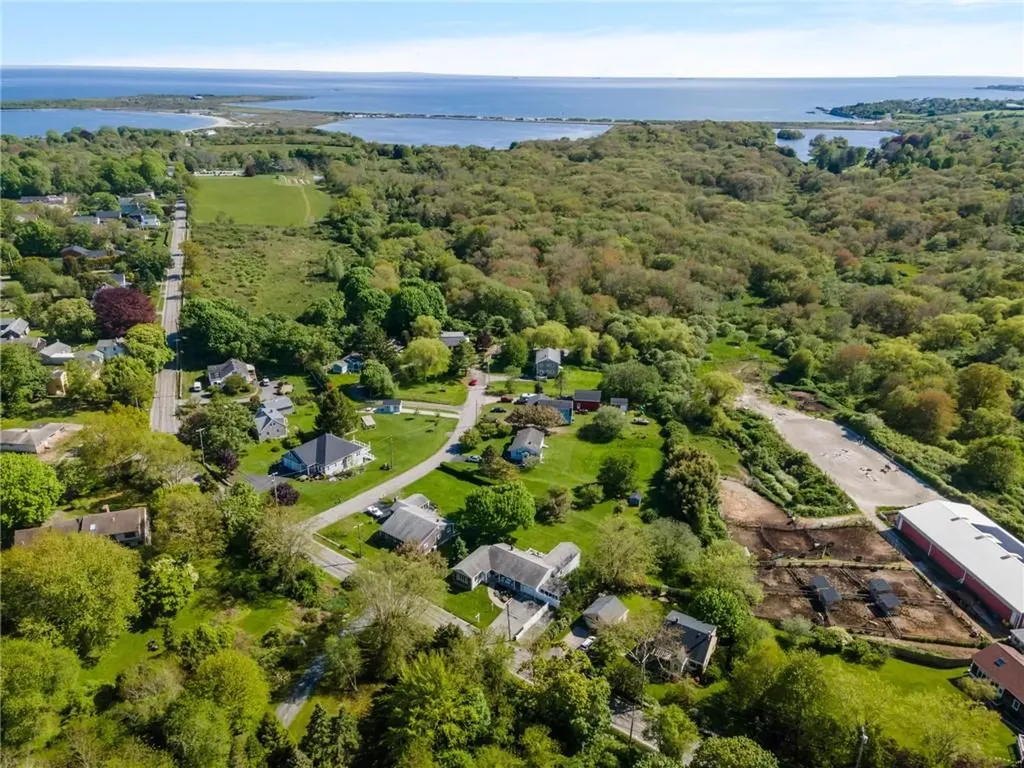 331 Third Beach Road Middletown RI 02842
