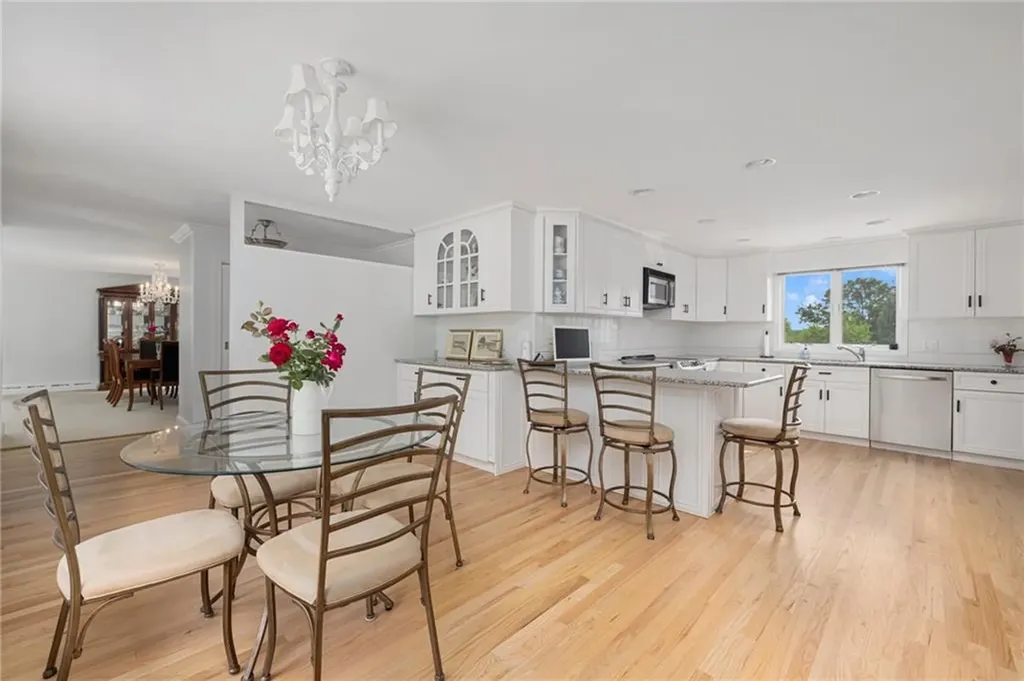 331 Third Beach Road Middletown RI 02842