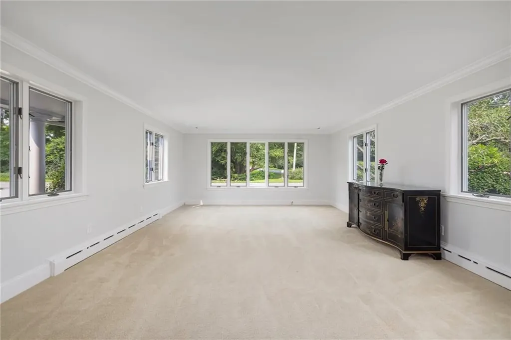 331 Third Beach Road Middletown RI 02842