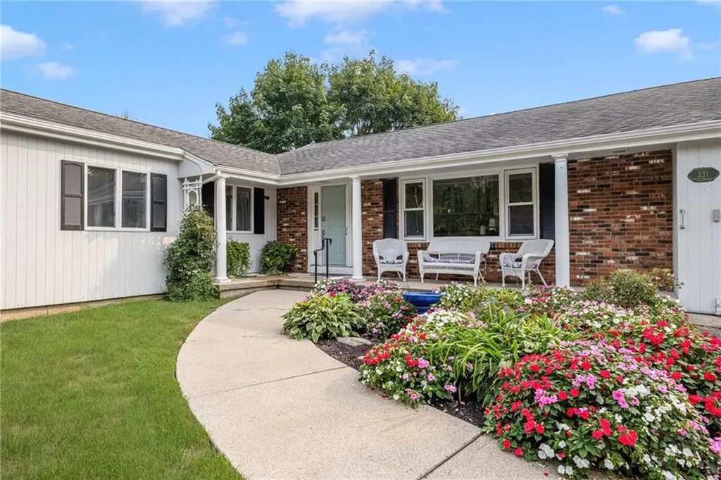 331 Third Beach Road Middletown RI 02842