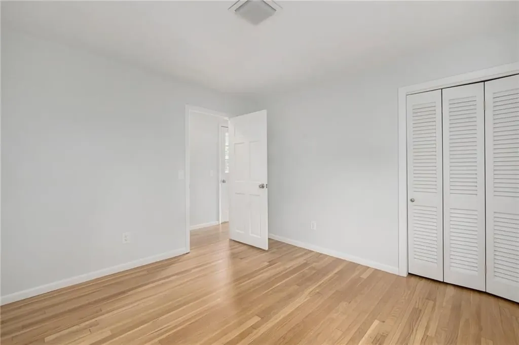 331 Third Beach Road Middletown RI 02842