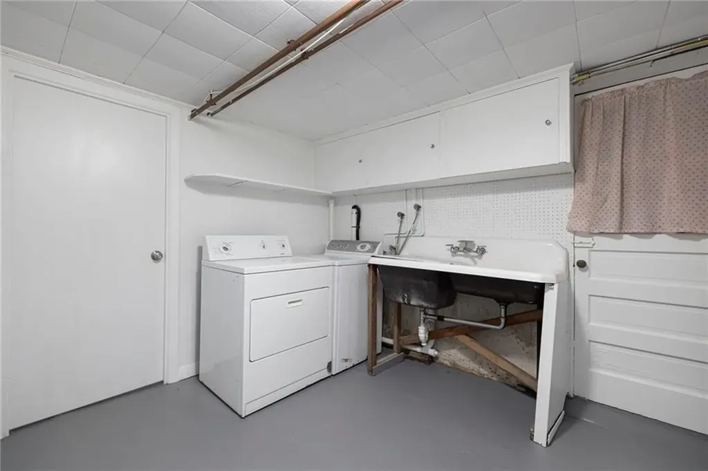 331 Third Beach Road Middletown RI 02842
