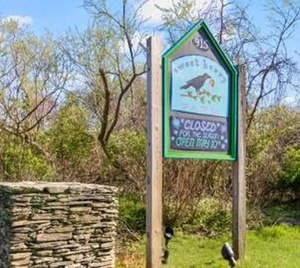 331 Third Beach Road Middletown RI 02842