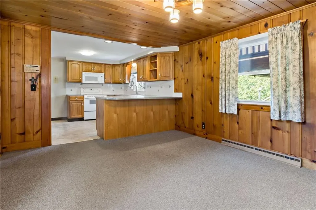 23 Terrace Drive Bristol RI 02809