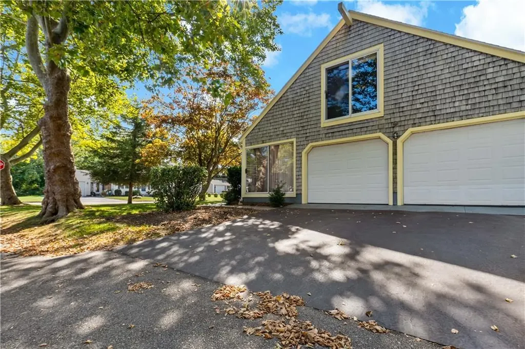 23 Terrace Drive Bristol RI 02809