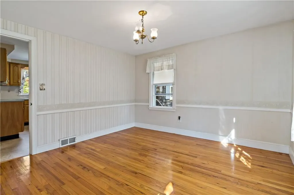 23 Terrace Drive Bristol RI 02809