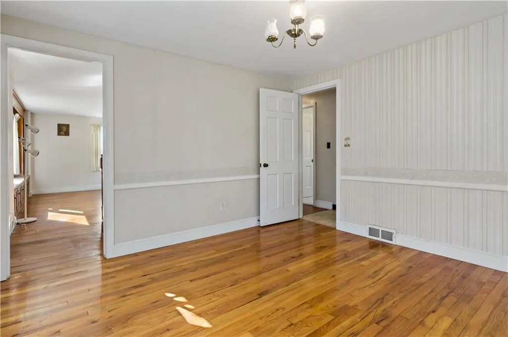 23 Terrace Drive Bristol RI 02809