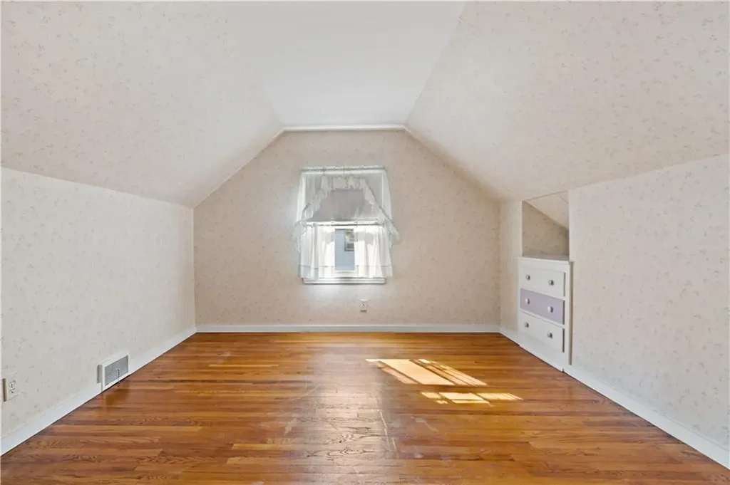 23 Terrace Drive Bristol RI 02809