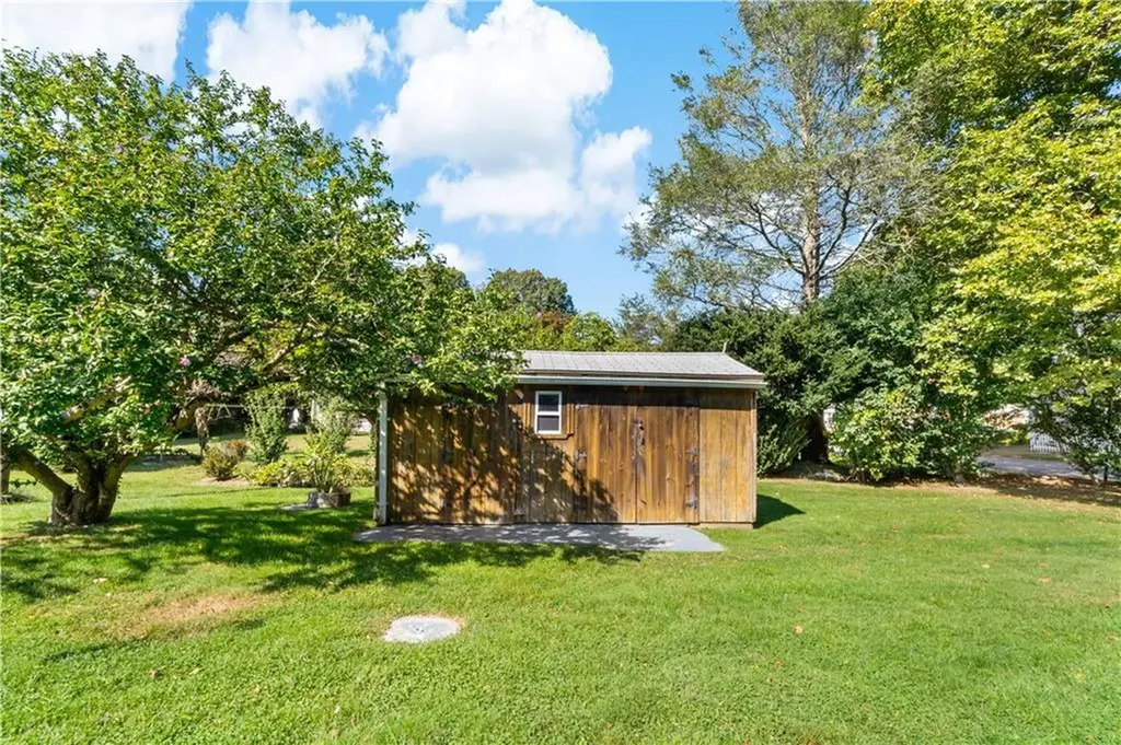 23 Terrace Drive Bristol RI 02809