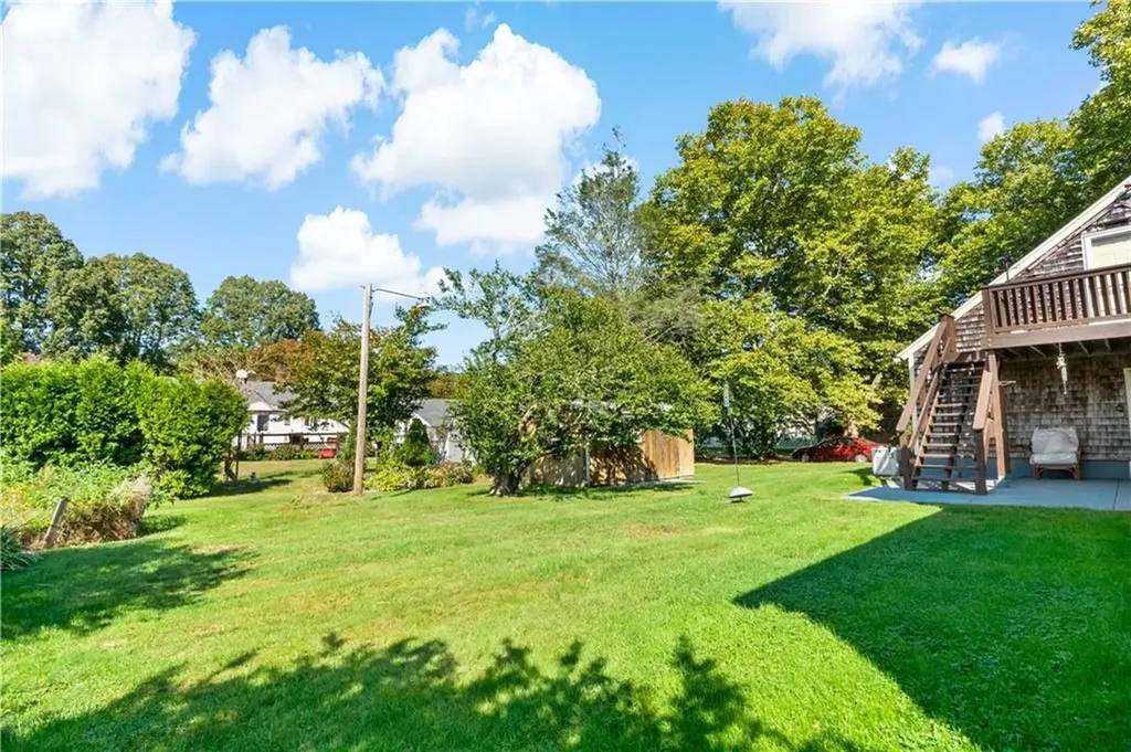 23 Terrace Drive Bristol RI 02809