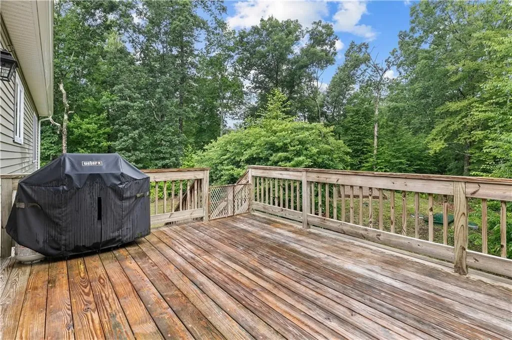 11 Carriage Hill Road Scituate RI 02857