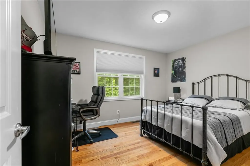 11 Carriage Hill Road Scituate RI 02857