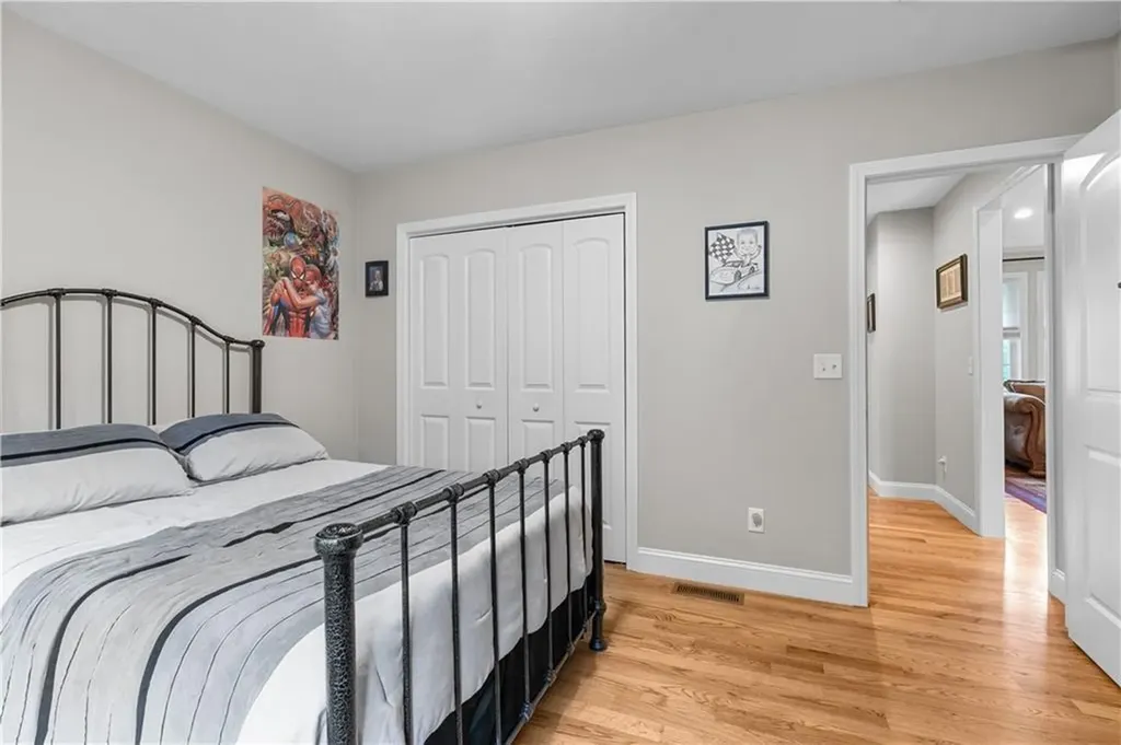 11 Carriage Hill Road Scituate RI 02857